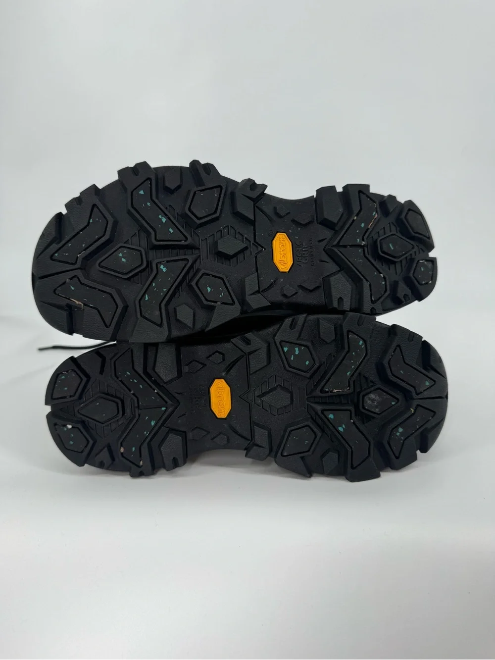Muck Boot Women's Arctic Ice Nomadic Sport + Vibram Arctic Grip A.T. Size 7